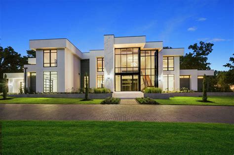 For 68 Million You Can Own This Minimalistic Modern Houston Estate