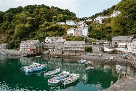 Clovelly Devon 40 Photos To Inspire Your Visit Roam And Thrive