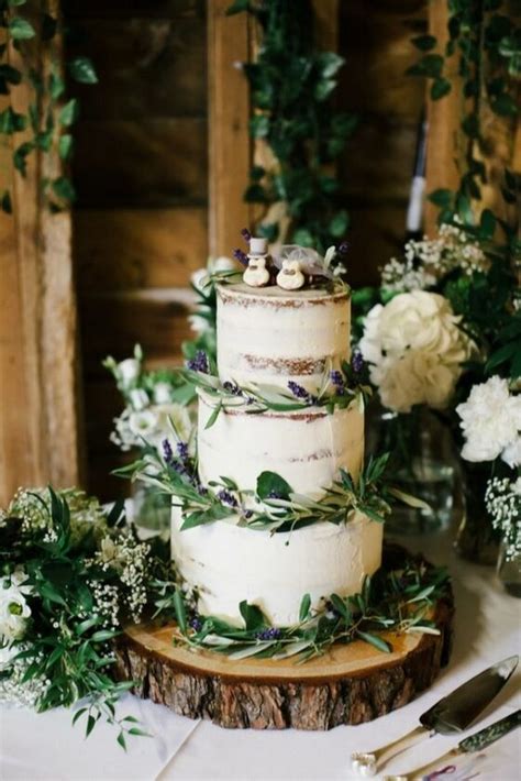 Trending Simple And Rustic Wedding Cakes