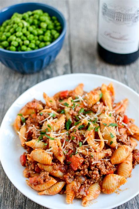 This instant pot vegan chickpea curry cooks chickpeas, carrots, potatoes and green beans in a fragrant indian curry sauce. Instant Pot Pasta with Meat Sauce