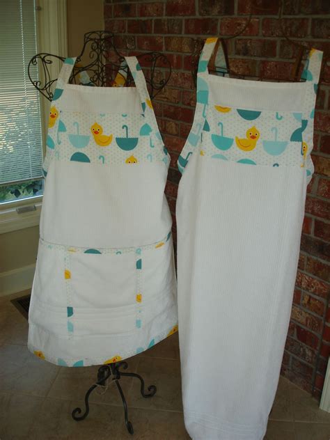 Plus the towel is so big i'm sure it will last her for years! Baby Bath Towel Aprons--"Rubber Duckie" | Baby bath towel ...