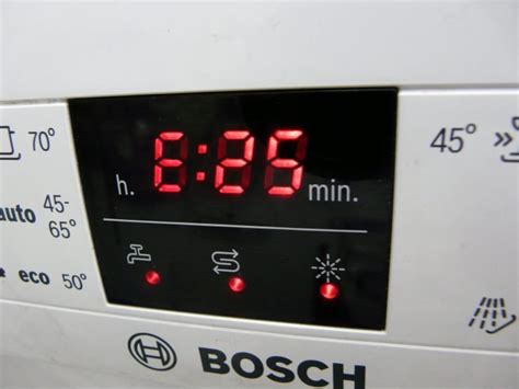 Die meisten fehler bei siemens geschirrspülern machen sich dadurch bemerkbar, dass die maschine plötzlich aus unerfindlichen gründen einfach stehen bleibt, bevor der reinigungsprozess abgeschlossen ist. Bosch Siemens E25 - Leon´s Blog