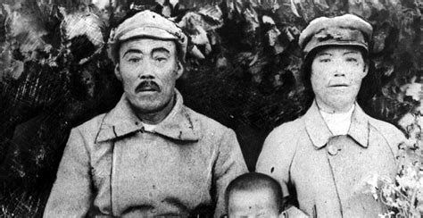 Hong was born in chasong, north pyongan. 홍범도장군 기념사업회