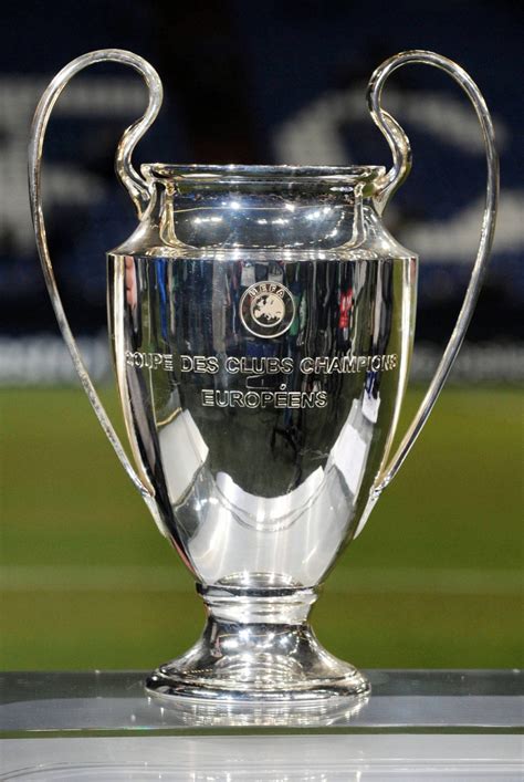 May 29, 2021 · english premier league clubs manchester city and chelsea battled it out in the champions league final on saturday at estadio do dragao in porto, portugal, but it was chelsea who took home the. Bilderstrecke zu: Champions League: Schweres Los für ...