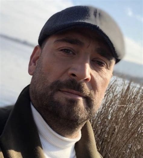 Mutluluk kürleri kitabının yazar doktor ümit aktaş kimdir? Ümit Yaşar Kimdir? Kaç Yaşında ve Nereli