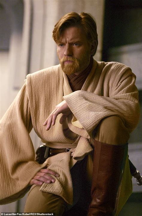 Star Wars: Obi-Wan Kenobi FIRST LOOK: Ewan McGregor keeps costume under