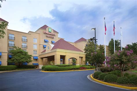The hotel that has the most 2 bedroom suites is omni hotel at the battery atlanta. Discount Coupon for Embassy Suites Atlanta Airport in ...