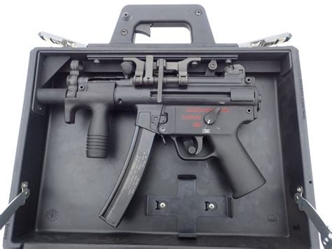 Lightning Review Handk Mp5k Briefcase Luggage You Can Fire The Firearm