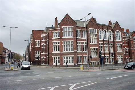 Liverpool john moores university was originally founded in 1825 and went through many different guises before eventually becoming a fully accredited university in 1992. Liverpool John Moores Univers... - Liverpool John Moores ...