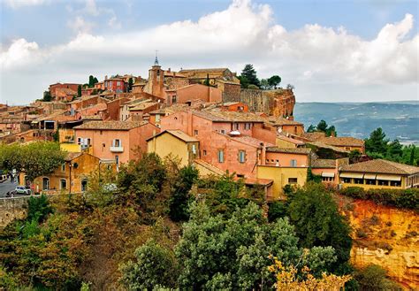 5 Small Villages to Visit In Provence – Bon Appetit Box