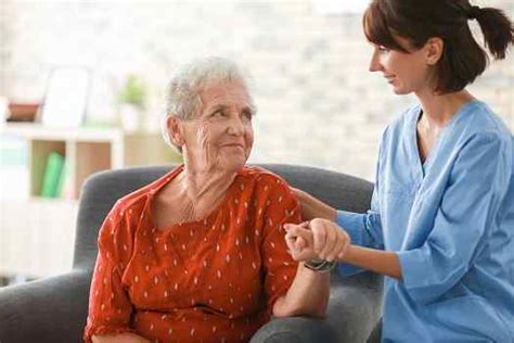 7 Advantages Of In Home Care For Aging Adults
