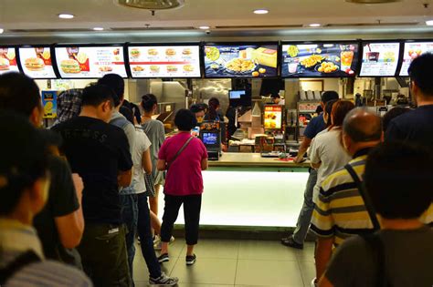 Busiest mcdonald's in the world. 40 Interesting facts about McDonald's - Serious Facts