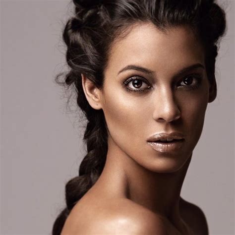 She has gone on to appear in pioneer (2013), spectre (2015), going under (2016), and annabelle: Conoce a Stephanie Sigman, la primera mexicana en ser ...
