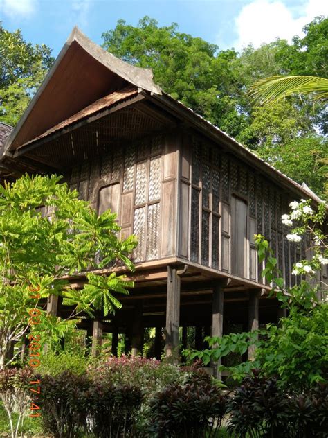 The traditional malay house is one of the richest components of malaysia's cultural heritage. IDEAS: The traditional Malay house story - MarketingMagazine