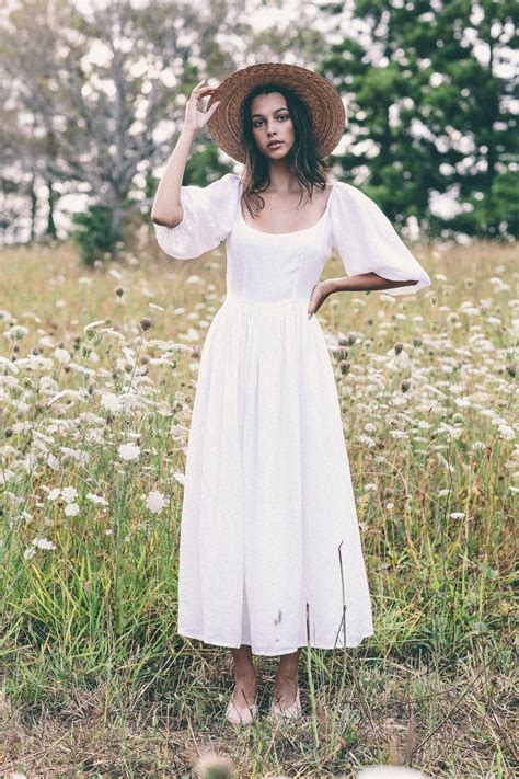 The Bellflower Dress In Blanc Linen Kara Thoms Boutique
