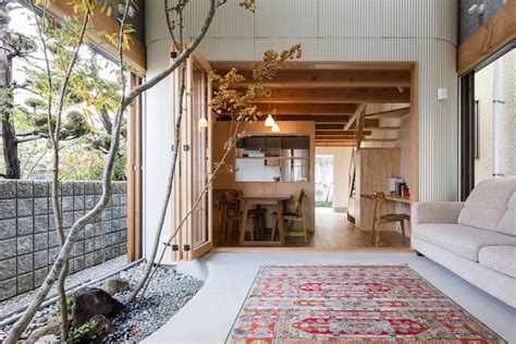 Melt Into This Japanese House That Pivots Around An Indoor Garden