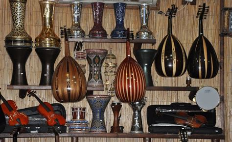 The sounds (الأصوات) of the derbake are at the heart of nearly every rhythm (إيقاع), and it is often used. Musical Instruments from The Arab World | Destination KSA