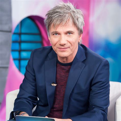 A retro rádió és az atv 56 éves műsorvezetője azt nyilatkozta a lapnak, hogy kedden kezdte el érezni a tüneteket. Visszatér a képernyőre a legendás magyar tévés - Az esti ...