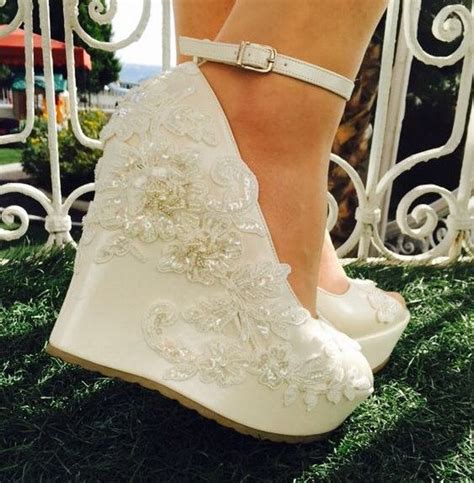 When they pinch the toes or rub against the heels, it leaves many brides limping around on their honeymoon, says nicole freels, d.p.m., a. Comfortable Wedding Shoes for Brides | Style Wile