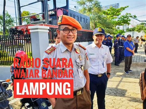 Disebabkan zaman yang serba canggih sekarang, anda bukan sahaja dapat menyemak saman secara online mahalan anda juga boleh terus membayar saman tersebut tanpa perlu beratur. Mulai 17 Januari, Penumpang Kereta Api Bisa Check-In di ...