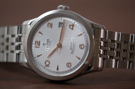 Tudor 1926 Classic Automatic Watch Review Watchreviewblog
