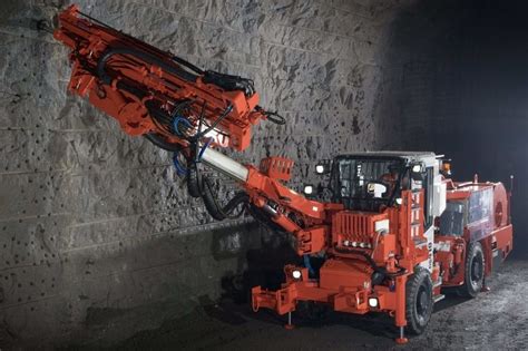 Roof Bolter Ds411 Sandvik Mining And Rock Technology
