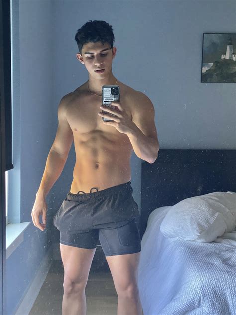 Body Swap And Shit on Tumblr: Charlie