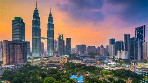 Acciona explains how to promote sustainable development to combat problems such as one of the major recent achievements in sustainability has been the adoption of agenda 2030 and the sustainable development goals. New 'Urban Sustainability Framework' guides cities towards ...