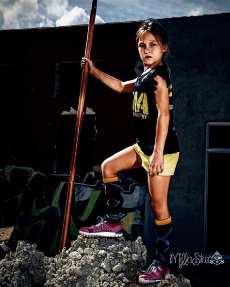 badass 9 year old girl crushed a navy seal designed obstacle course race elite readers