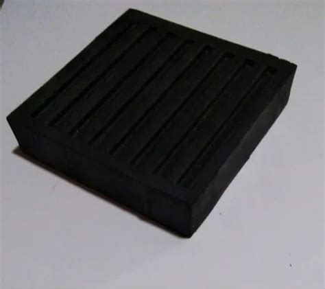 Western Rubbers Black Anti Vibration Rubber Pad Size 40 X 40 Cm At Rs