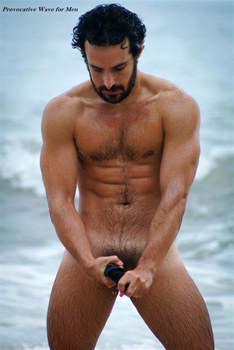 Provocative Wave For Men William Levy Vs Zack Efron Nude
