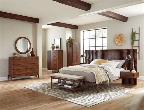 Maybe you would like to learn more about one of these? San Mateo Platform Wall Bedroom Set in 2020 | Bedroom set ...