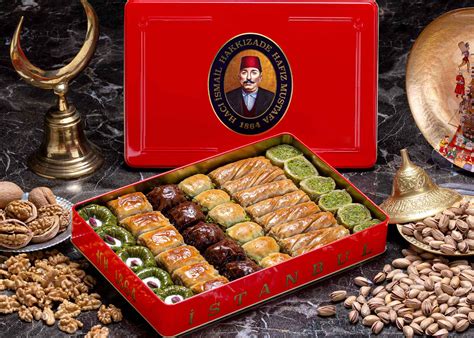 Pistachio And Walnut Mix Baklava L Box 1 Hafiz Mustafa 1864