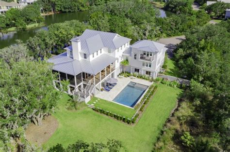 Demand for landscaping by month. Landscape Maintenance | Charleston, SC | Grandscapes