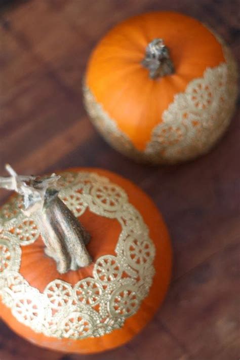 Diy Pumpkin Decorating Golden Doily Pumpkins Pumpkin Decorating