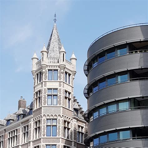 Antwerp (antwerpen, anvers) is a city in flanders, belgium at latitude 51°15′37.44″ north, longitude 4°21′25.56″ east. Antwerpen Karte Sehenswurdigkeiten