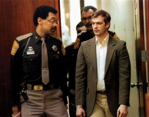 Jeffrey Dahmer: USA TODAY archive news stories of serial killer's case