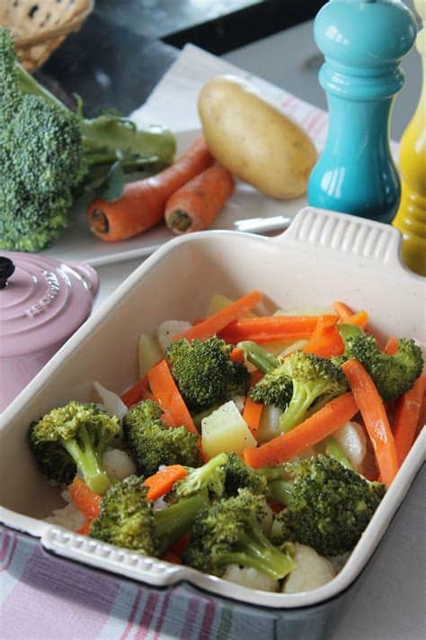 Si este curso queremos llevar una vida healthy estos siete utensilios de cocina podrían ser. Verduras al vapor | Receta (con imágenes) | Verduras ...