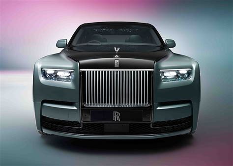Rolls Royce Phantoma New Expression