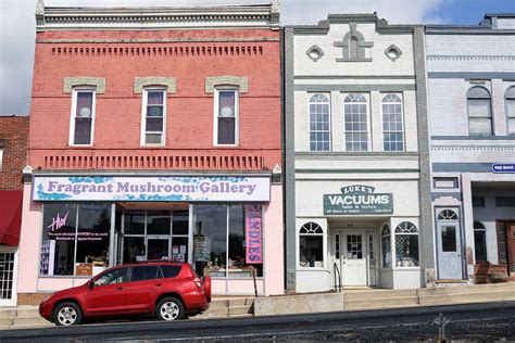 Sparta, Tennessee - Bluegrass Trails | mygrassisblue.com