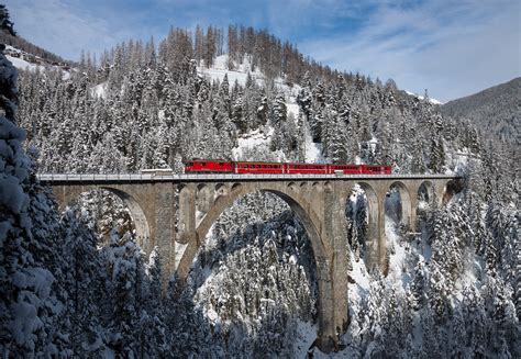 Train Winter Wiesen Viaduct Switzerland Wallpapers Hd