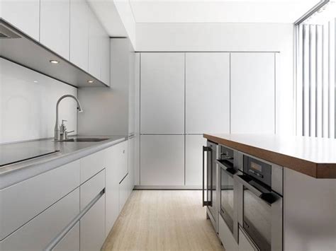 The style of the today's modern kitchen is synonymous with minimalist design. Modern Minimalist House Design