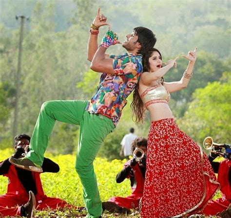 Surabhi Navel Show In Beeruva Song Eepixer