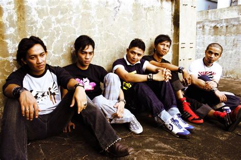 Download ungu wallpaper and make your device beautiful. Terkeren 16+ Foto Wallpaper Ungu Band - Joen Wallpaper