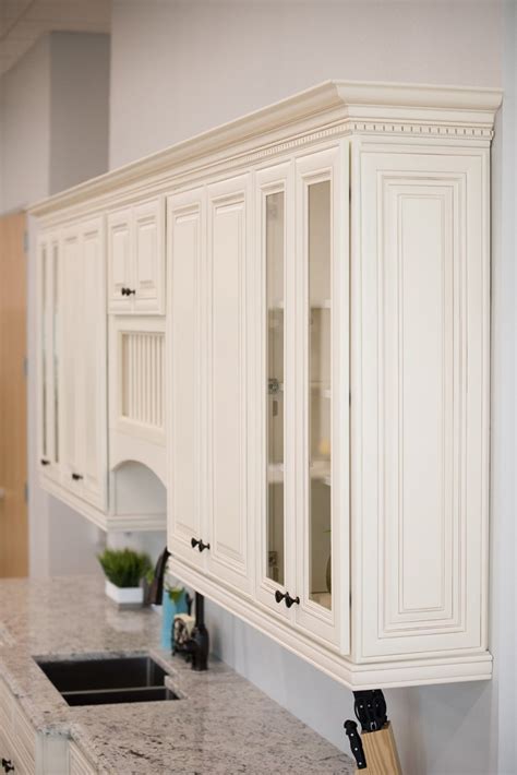 Casselberry Antique White Jgen Cabinets