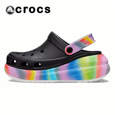Crocs pakistan Unisex-Adult Classic Crush Clogs Platform Shoes