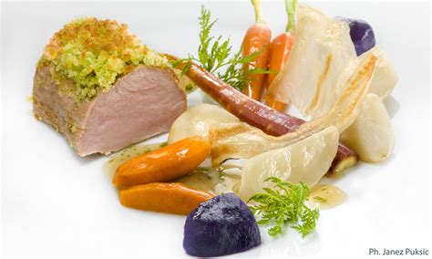 Heinz beck è uno dei tantissimi tedeschi stregati dall'italia. Ricetta di Natale vitello in crosta chef Heinz Beck - Chef ...
