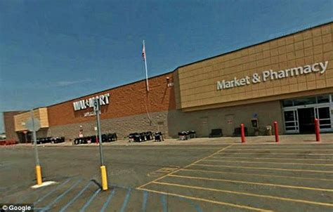 Walmart grocery pickup & delivery 1903 cobbs ford rd prattville al 36066. Walmart manager fired after stepping over 10ft out of his ...