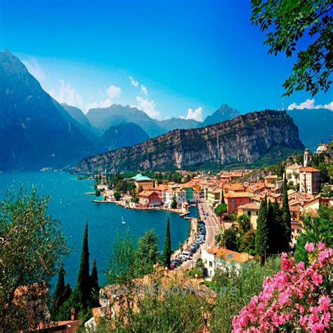 Garda Lake At Verona Italy Tourist Attractions Lake Garda Italy