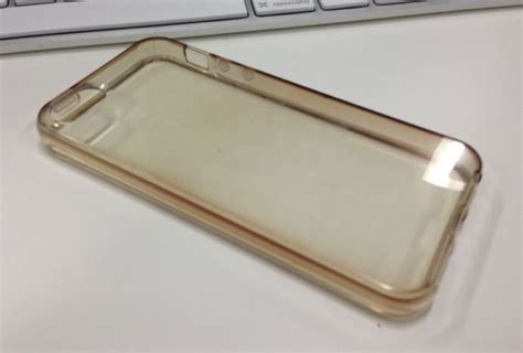 Heres Why Your Phone Covers Turn Yellow And What You Can Do To Clean Them